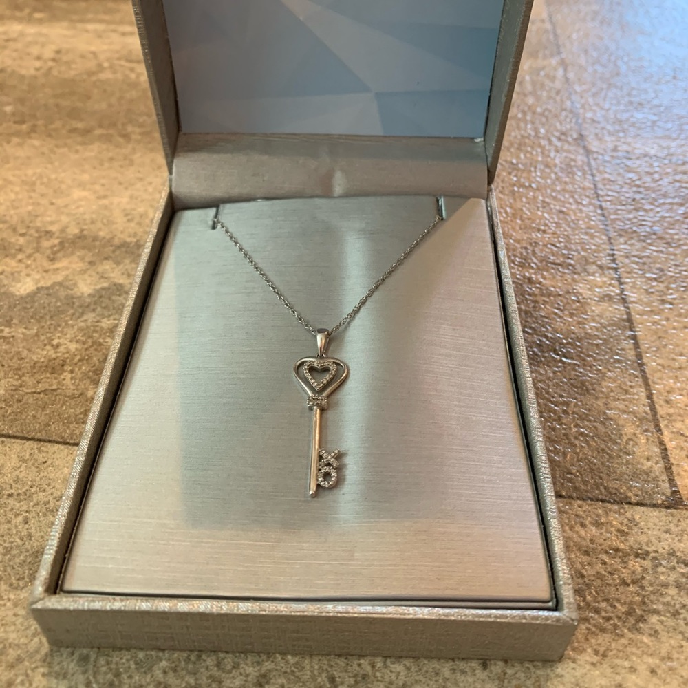 COPY - Key to my heart necklace from Zales